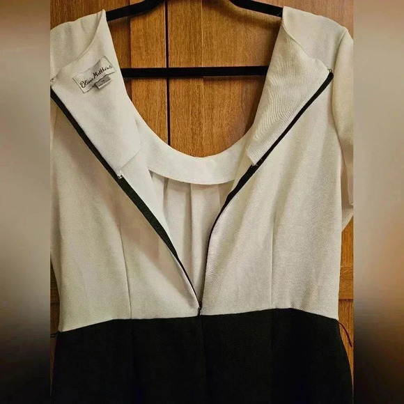 Olivia Matthews Classic Cap Sleeve Sheath Dress (sz 14) - Picture 4 of 6